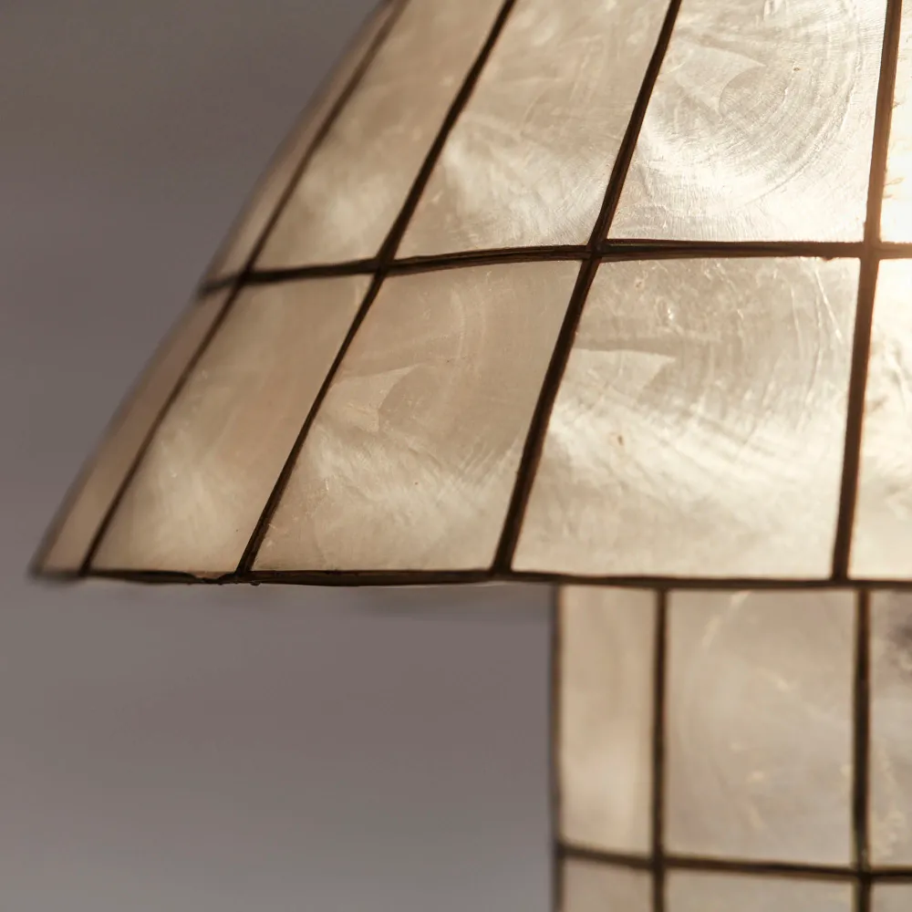 Tischlampe CORNELIA Muscheln Capiz