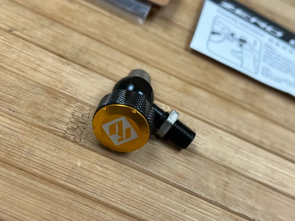 Racingbros ZERO LOSS Pumpen Adapter für Dämpferpumpe