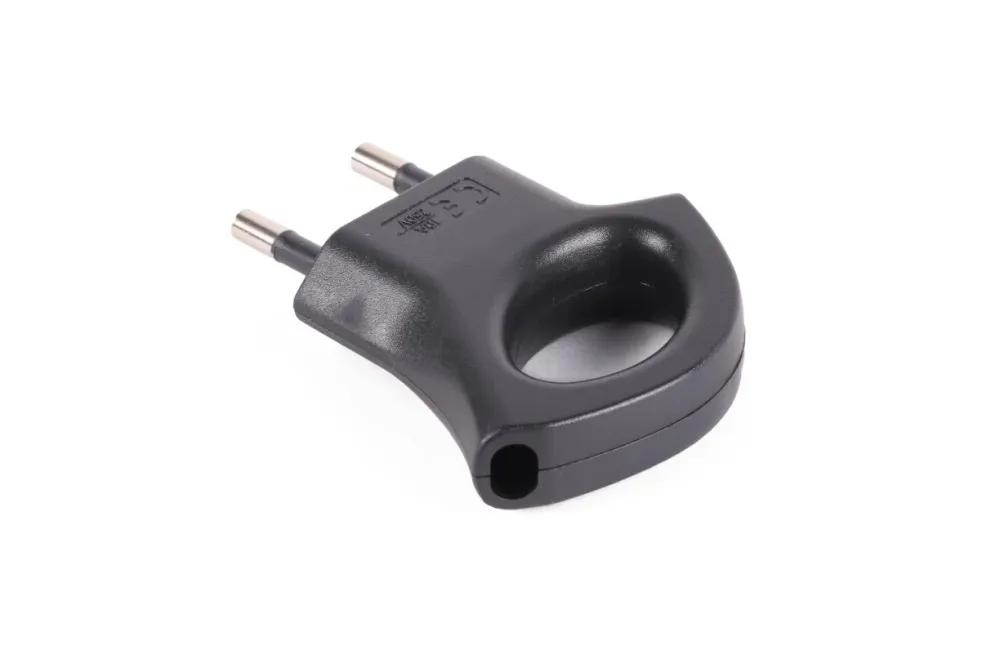 Stecker P mit Ring schwarz